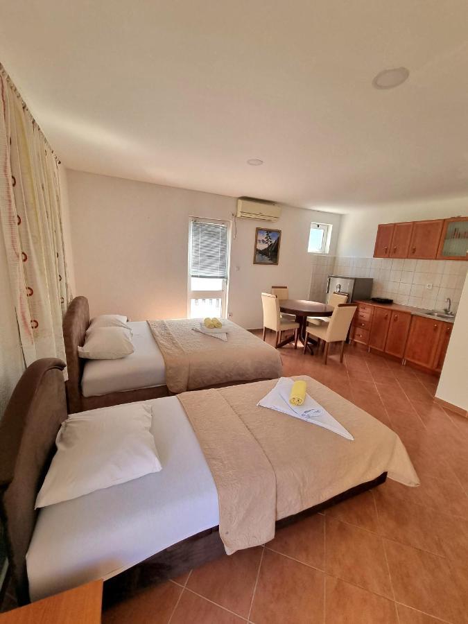 Apartmani Mihailovic Budva Habitación foto